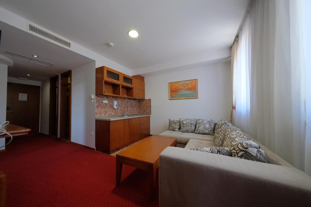 Motel Mujanic Sarajevo Mostarsko Raskrsce Buitenkant foto