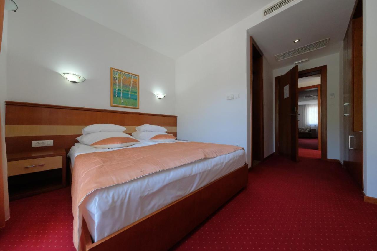 Motel Mujanic Sarajevo Mostarsko Raskrsce Buitenkant foto