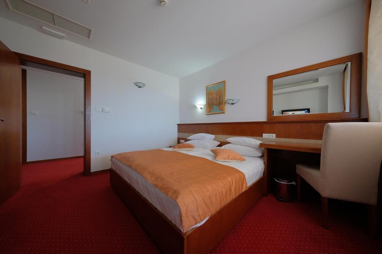 Motel Mujanic Sarajevo Mostarsko Raskrsce Buitenkant foto