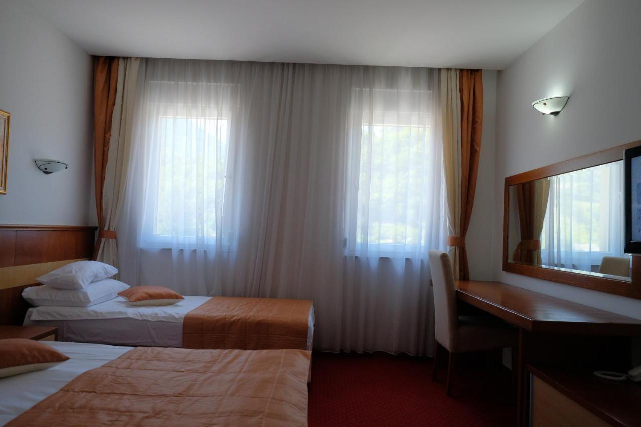 Motel Mujanic Sarajevo Mostarsko Raskrsce Buitenkant foto