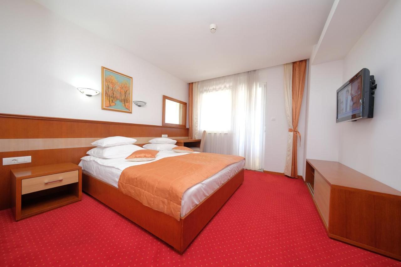 Motel Mujanic Sarajevo Mostarsko Raskrsce Buitenkant foto